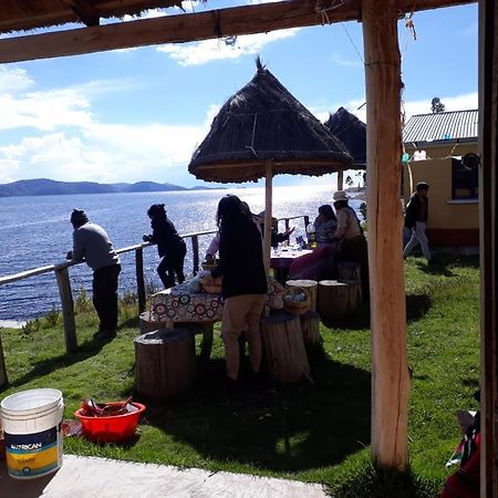 Hostal Luna Del Titikaka En Isla De La Luna Bolivia Hotel ภายนอก รูปภาพ