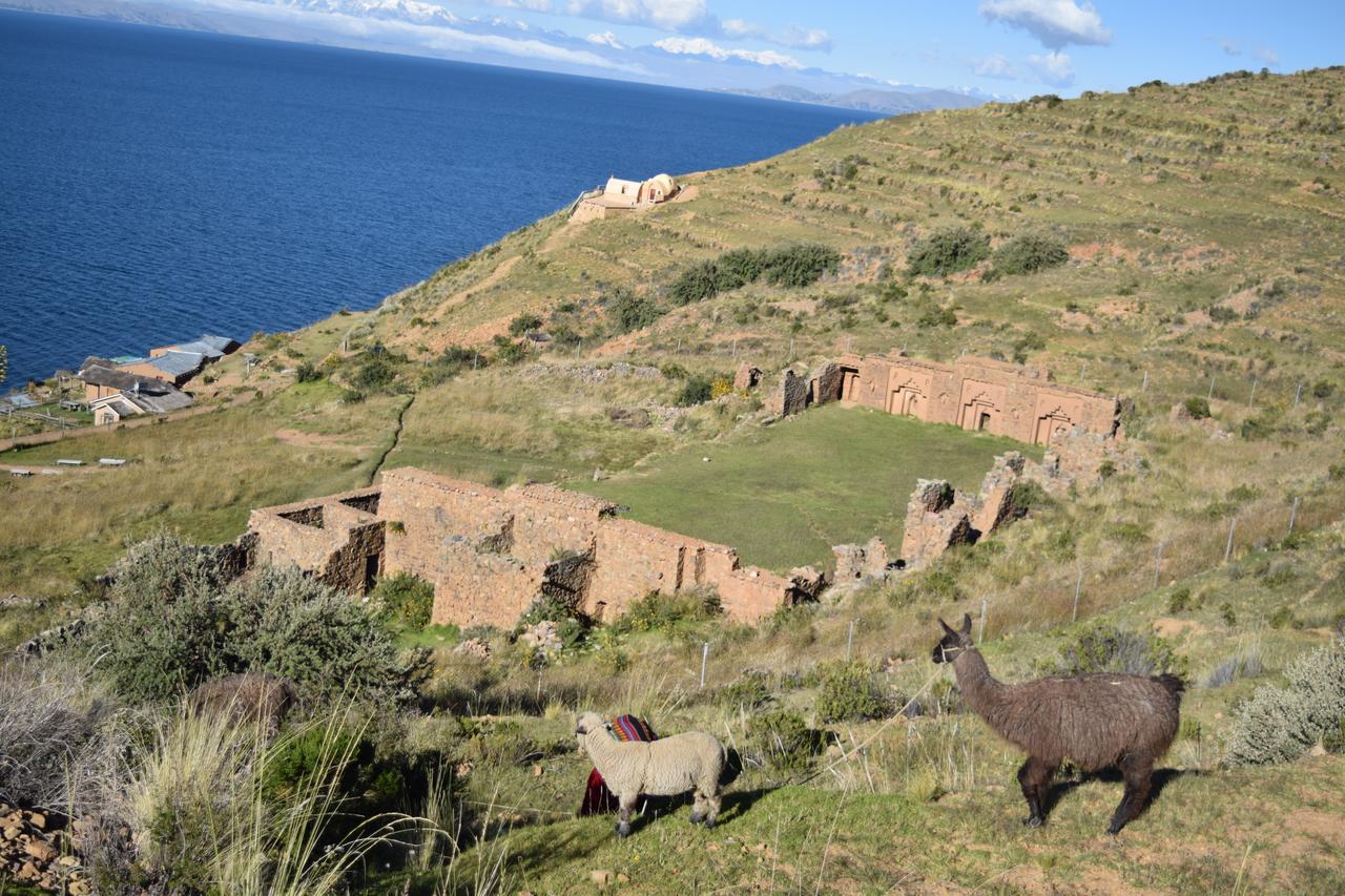 Hostal Luna Del Titikaka En Isla De La Luna Bolivia Hotel ภายนอก รูปภาพ